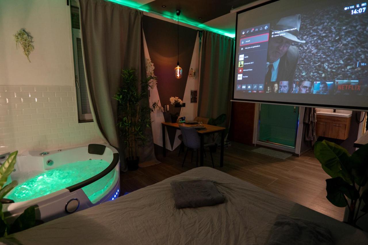 Capsule Color Deluxe Balneo I Ecran Home Cinema I Console De Jeux Trith-Saint-Leger 외부 사진