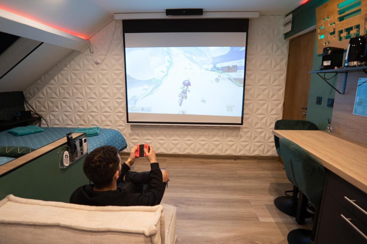 Capsule Color Deluxe Balneo I Ecran Home Cinema I Console De Jeux Trith-Saint-Leger 외부 사진